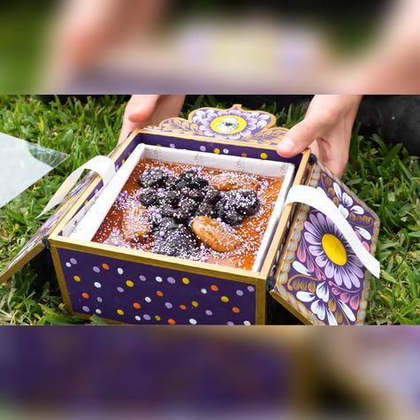 Presentación exclusiva del turrón más caro de Lima. Fuente: YouTube.    Presentación exclusiva del turrón más caro de Lima. Fuente: YouTube.