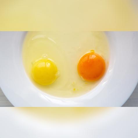 La escala de color de la yema revela la dieta del ave. La escala de color de la yema revela la dieta del ave.