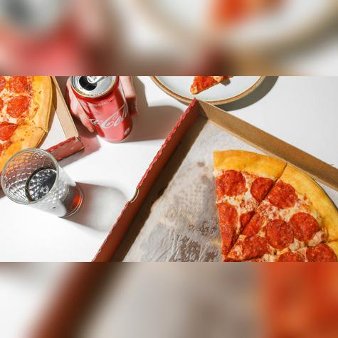 En Estados Unidos, se han retirado latas de Coca Cola Zero Azúcar, Coca Cola clásica y Sprite. Fuente: Shutterstock.    En Estados Unidos, se han retirado latas de Coca Cola Zero Azúcar, Coca Cola clásica y Sprite. Fuente: Shutterstock.