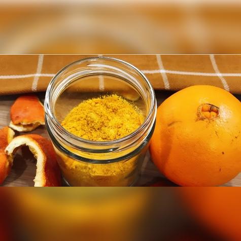 Licúa muy bien los ingredientes secos.    Licúa muy bien los ingredientes secos.