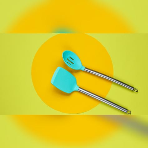 Utensilios de silicona: el aliado perfecto para ollas antiadherentes.