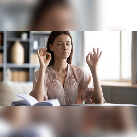 Reduce la tensión y contribuye a la relajación. Reduce la tensión y contribuye a la relajación.