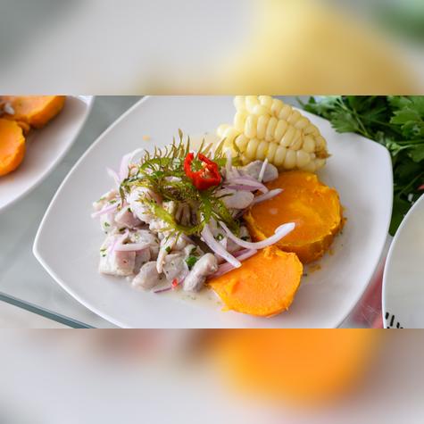 En Perú, el ceviche es Patrimonio Cultural de la Nación y uno de los platos más representativos de su gastronomía.   