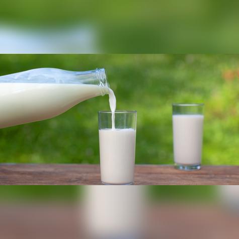 La leche sin pasteurizar aumenta enormemente el riesgo de infecciones como meningitis y encefalitis, especialmente en niños y embarazadas.   