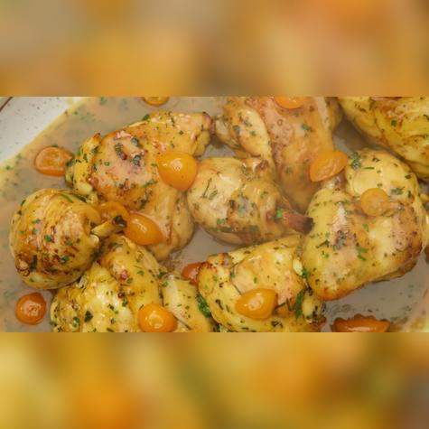 Giacomo Bocchio muestra cómo preparar un pollipavo jugoso y aromático con una salsa clásica de naranja.   