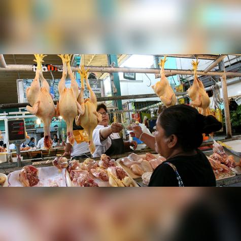  El pollo cuesta entre S/ 8.30 a S/ 9 el kilo.   