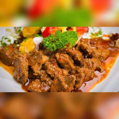 Roast beef o estofados: opciones ideales para mesas grandes sin complicarse en Navidad.   