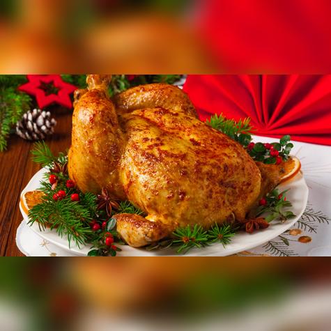 Si el pavo no va, el pollo al horno se convierte en el nuevo clásico de Navidad.   