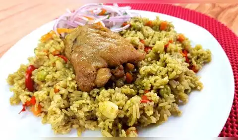 Cómo preparar un arroz con pollo tradicional riquísimo (VIDEO)