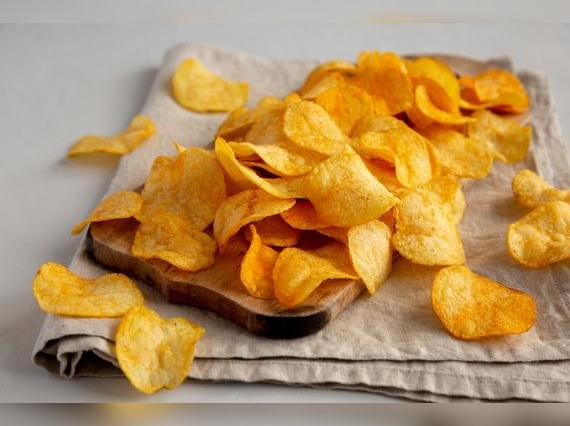 Papas fritas sin aceite.   