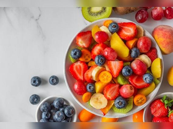 Las frutas son esenciales para el crecimiento y la salud. Fuente: Shutterstock.   