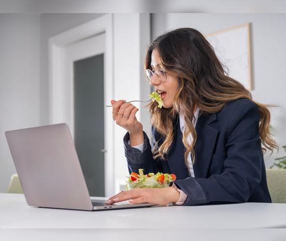 El cambio del día a día hace que la alimentación también cambie Fuente: Shutterstock.   