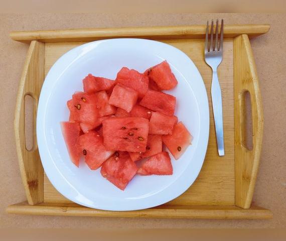 Favorece la producción de orina y el equilibrio de electrolitos, lo que ayuda a prevenir enfermedades renales graves. Fuente: Shutterstock.   