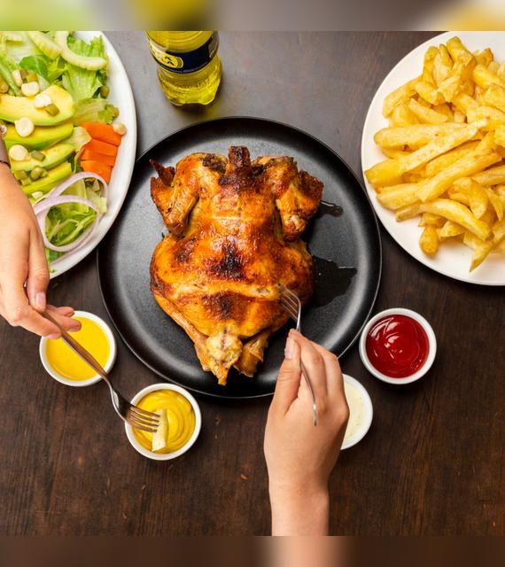El Día del Pollo a la Brasa es cada tercer domingo de Julio.   