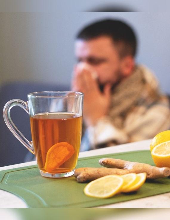 El té de kion ayuda a aliviar la tos asociada con resfriados, gripes y otras afecciones respiratorias.   