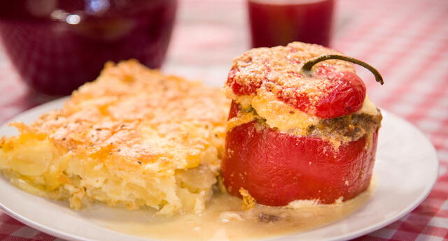 Rocoto relleno y chicha buenazo