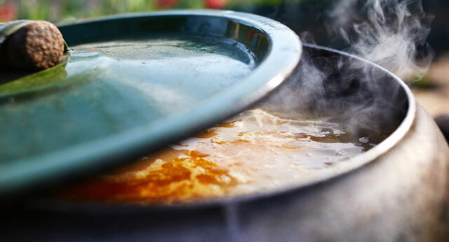 Sopa humeante buenazo