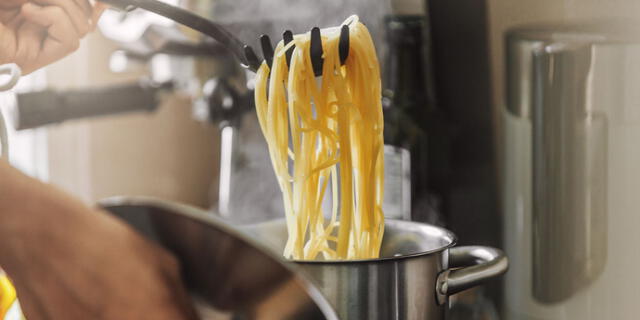 cocinando pasta buenazo