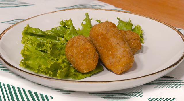 Croquetas de atún. Croquetas de atún.