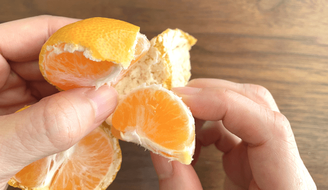 No la tires, aprovecha la cáscara de las mandarinas para la cocina y tu salud. Foto: Buenazo / Shutterstock