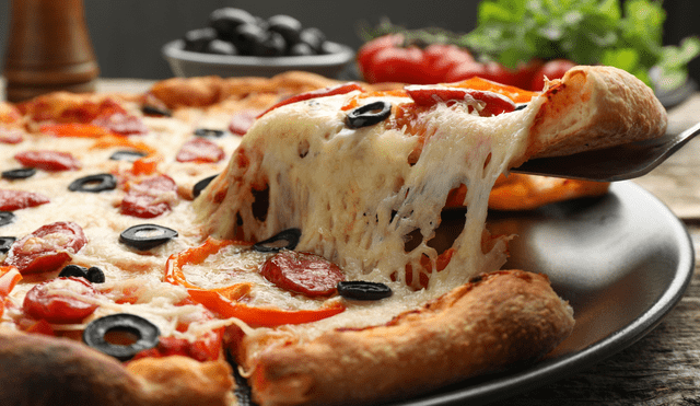 Receta de pizza saludable, fácil y rápida. Receta de pizza saludable, fácil y rápida.