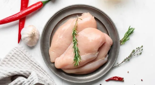 Consumir pechuga de pollo podría aportar diversos beneficios. Fuente: Pexels. Consumir pechuga de pollo podría aportar diversos beneficios. Fuente: Pexels.