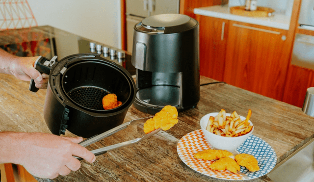 Cocinar en el air fryer no garantiza que todo sea saludable. Fuente: Shutterstock. Cocinar en el air fryer no garantiza que todo sea saludable. Fuente: Shutterstock.