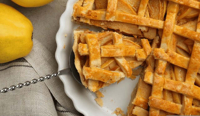 Receta de tarta de manzana fácil y saludable. Receta de tarta de manzana fácil y saludable.