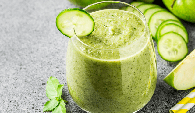 Receta de jugo de pepino con proteína.