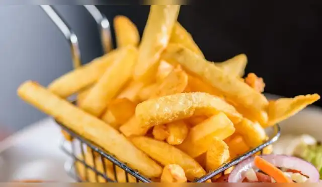 ¿Te cuesta lograr las papas fritas perfectas? El chef Dani García comparte sus secretos. Fuente: Shutterstock. ¿Te cuesta lograr las papas fritas perfectas? El chef Dani García comparte sus secretos. Fuente: Shutterstock.