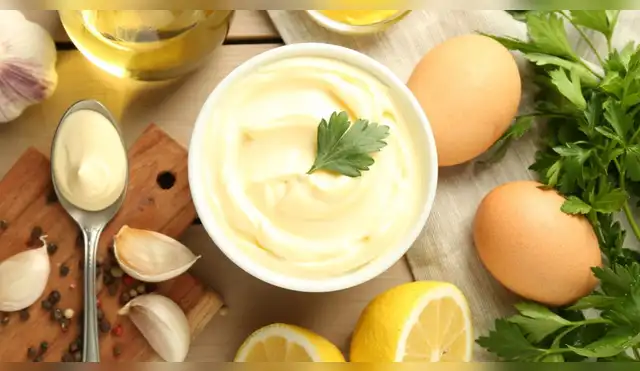 Disfruta del toque preciso de mayonesa para acompañar tus platos. Fuente: Shutterstock. Disfruta del toque preciso de mayonesa para acompañar tus platos. Fuente: Shutterstock.