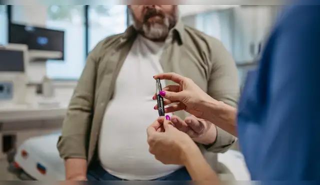 Comer antes de dormir no siempre es malo: depende de qué y cuánto comas. Comer antes de dormir no siempre es malo: depende de qué y cuánto comas.