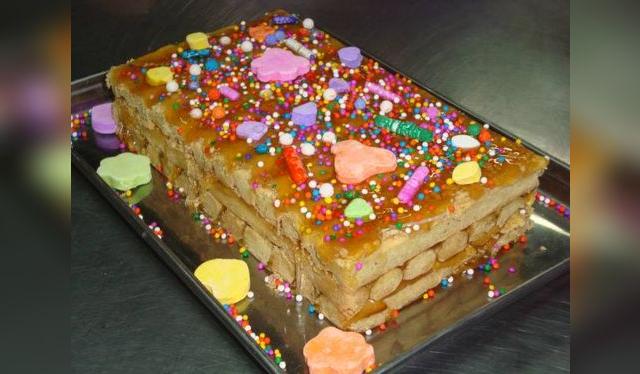 Un negocio familiar que ha pasado de madre a hija, manteniendo la tradición y sabor clásicos.   