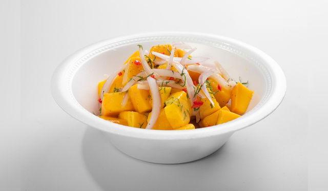 El cebiche de mango combina dos de nuestras pasiones y es un plato de factura reciente en el recetario peruano.    