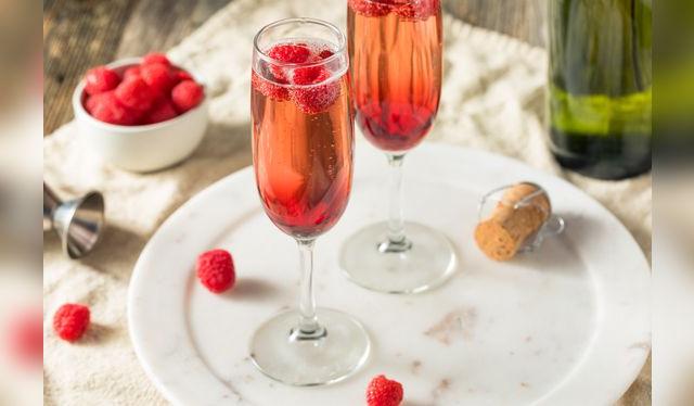 Para este coctel es clave usar un espumante bien frío. Para este coctel es clave usar un espumante bien frío.