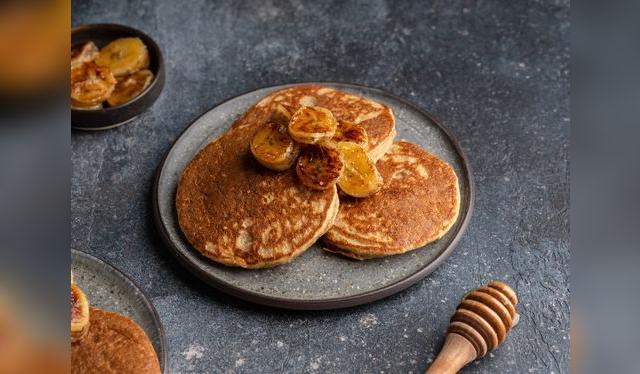 Una buena dosis de energía para iniciar el día: los panqueques de plátano no tienen pierde.   
