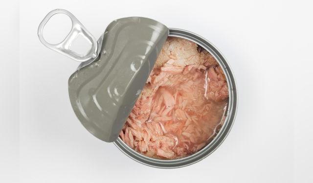 Los trozos son cortes del músculo y tiene usos similares al del atún sólido. Los trozos son cortes del músculo y tiene usos similares al del atún sólido.