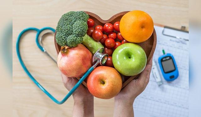 La fibra de las frutas y verduras son lo mejor para la circulación y la salud del corazón.   