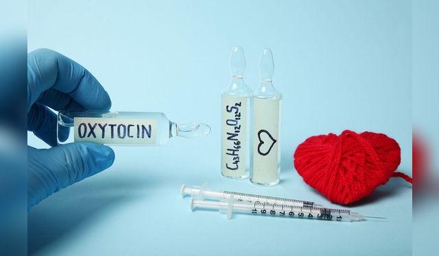 Los efectos de la oxitocina aún están en proceso. Quién sabe lo que nos deparará el futuro. Los efectos de la oxitocina aún están en proceso. Quién sabe lo que nos deparará el futuro.