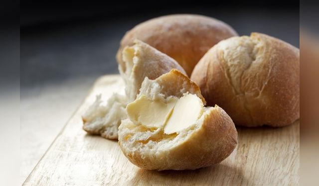 Una comida humilde y nutritiva: pocos se resisten a un pan con mantequilla.   