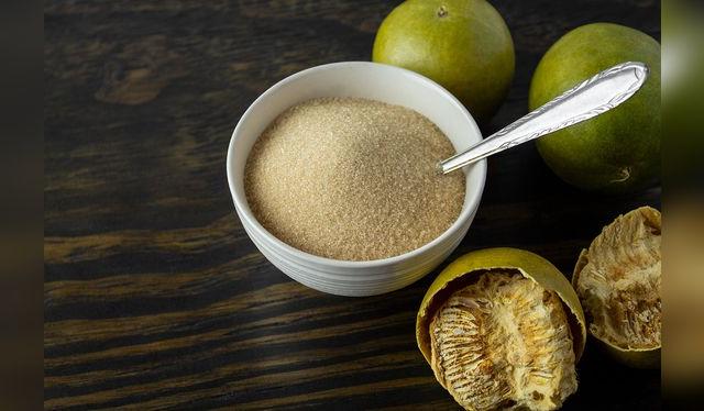 El lakanto se obtiene del fruto del monje: Luo Han Wuo (<em>Siraitia grosvenorii</em>).   