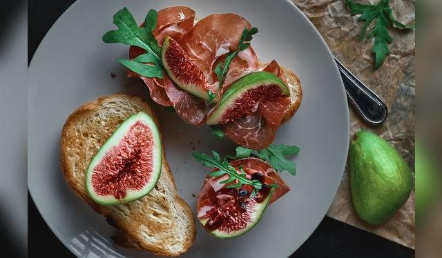 Este higo verde es típico del Mediterráneo, y muy raro en el Perú.   