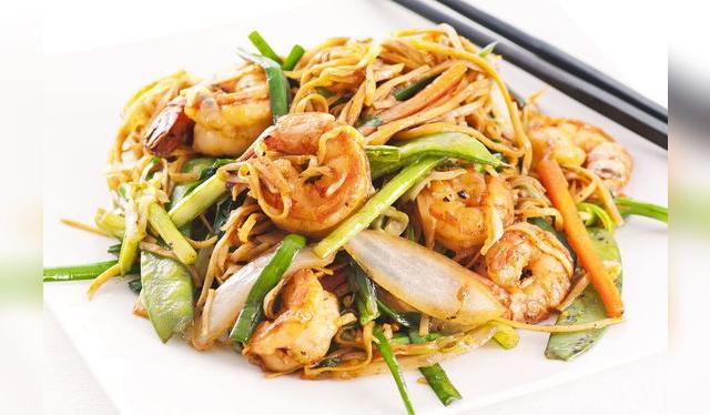 Cuidado con sobre cocinar el langostino, porque queda duro y chicloso.    