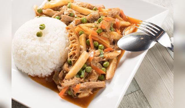 El mondonguito a la italiana es uno de esos platos que uno odia o ama.   