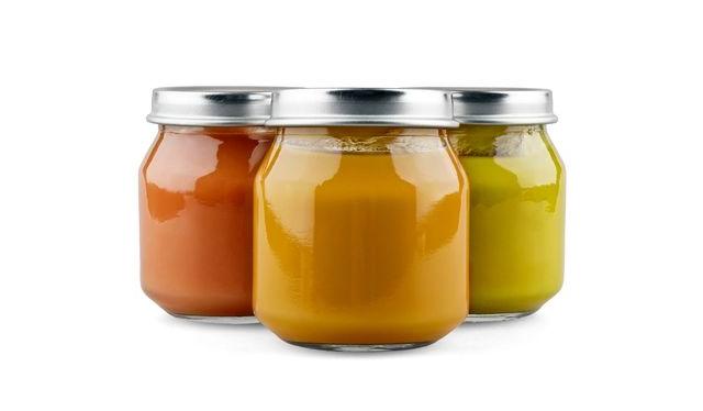 Si vas a comprar comida preparada, fíjate bien en los ingredientes y evita aquellas que tienen sal y azúcar. Si vas a comprar comida preparada, fíjate bien en los ingredientes y evita aquellas que tienen sal y azúcar.