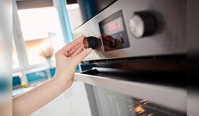 Dejar que el horno haga su trabajo mientras tú puedes ocuparte de otra cosa.   