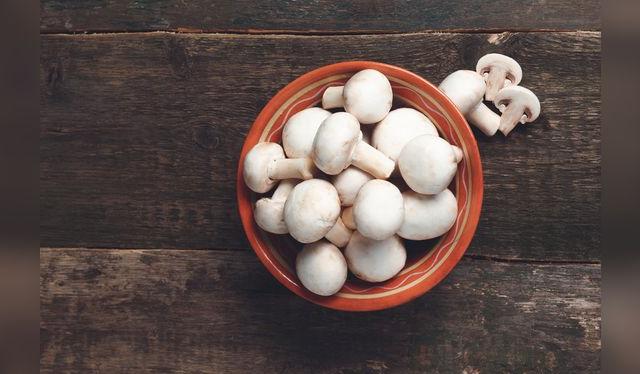 La mayoría de las veces, los champiñones llegan limpios y listos para cocinar. La mayoría de las veces, los champiñones llegan limpios y listos para cocinar.