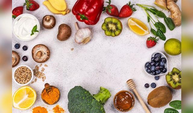 La ciencia recomienda una dieta saludable que active el sistema inmunológico.   