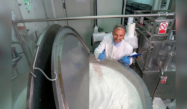 La pasteurización es exigida por muchas autoridades sanitarias en varios países, incluido el Perú. La pasteurización es exigida por muchas autoridades sanitarias en varios países, incluido el Perú.