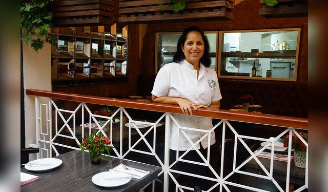 Arlette: una de las figuras femeninas del bicentenario, marcando la pauta del Matria. (Foto: Milko Torres / Archivo La República)   